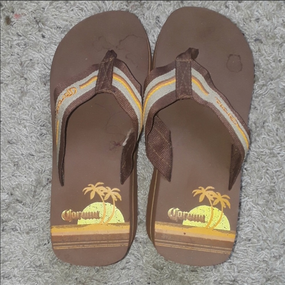 Corona sandals size 8